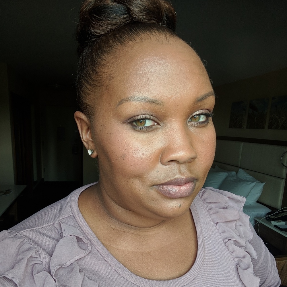 Meet your Posher, Regina